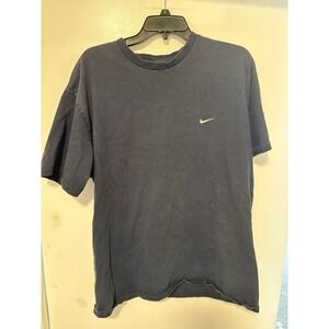 Vintage Y2K Nike Tshirt size XL